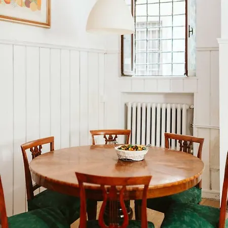 San Marco, Elegant & Spacious Venetian Apartment! Apartament